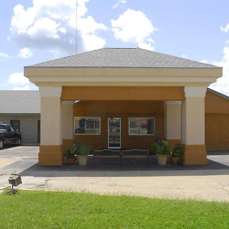 America'S Best Inn And Suites 恩波里亚 外观 照片